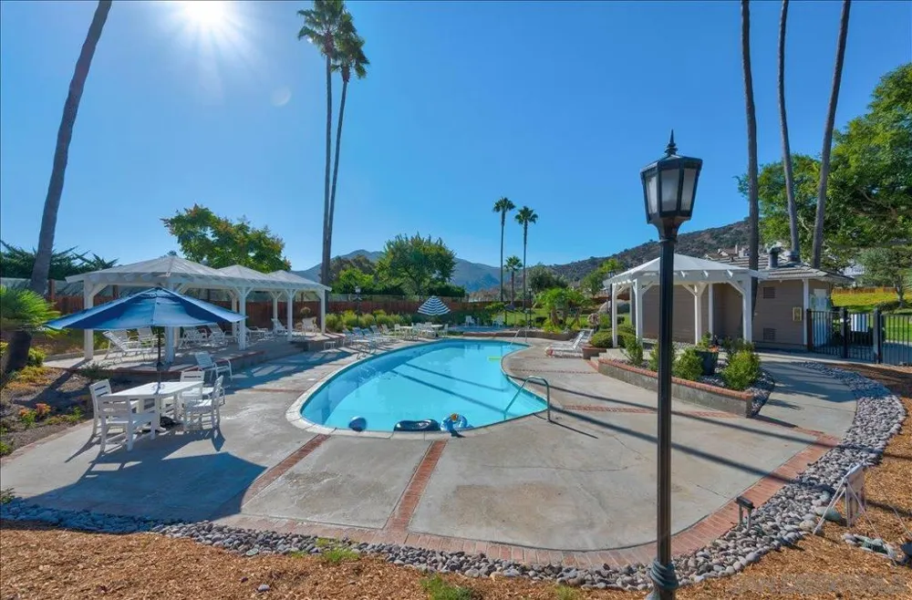 1315 Buttonbrush Ln El Cajon, CA 92019