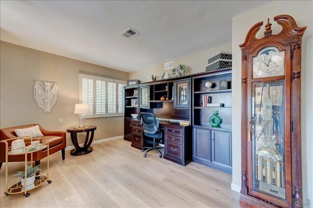 1315 Buttonbrush Ln El Cajon, CA 92019