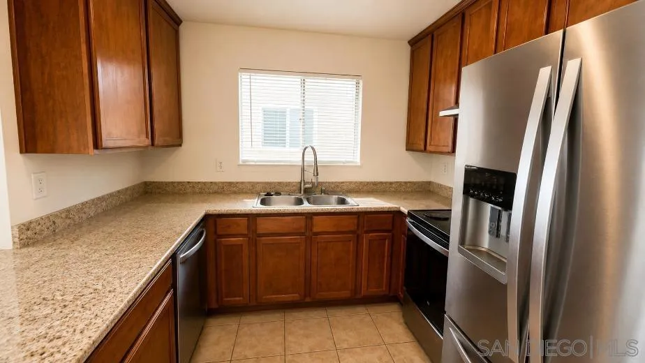 830 W Lincoln Ave ##186 Escondido, CA 92026