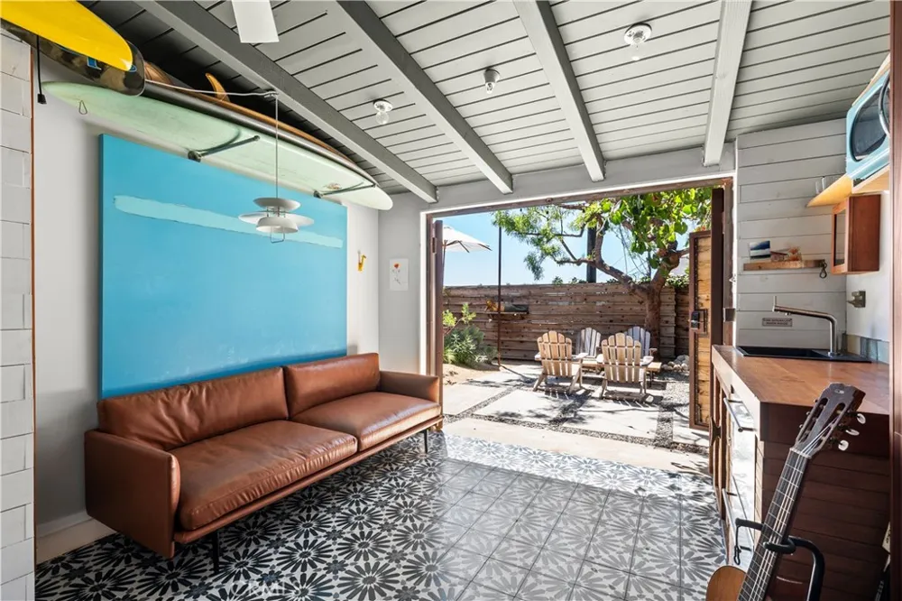 255 Center Laguna Beach, CA 92651