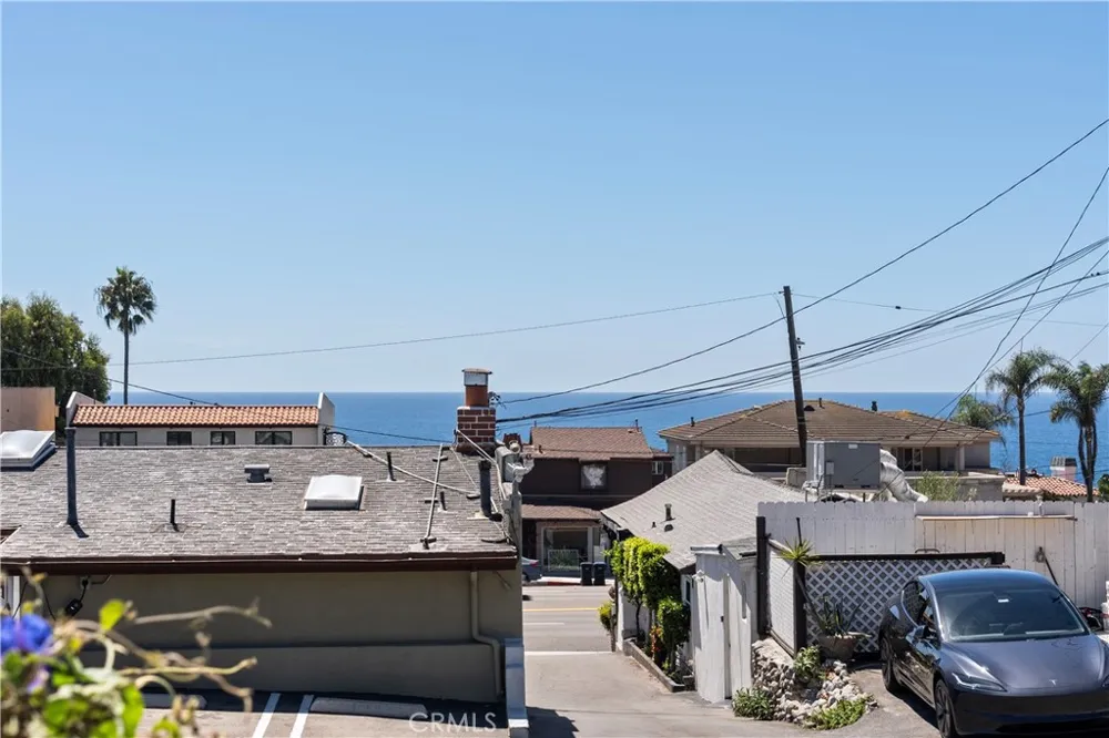 255 Center Laguna Beach, CA 92651