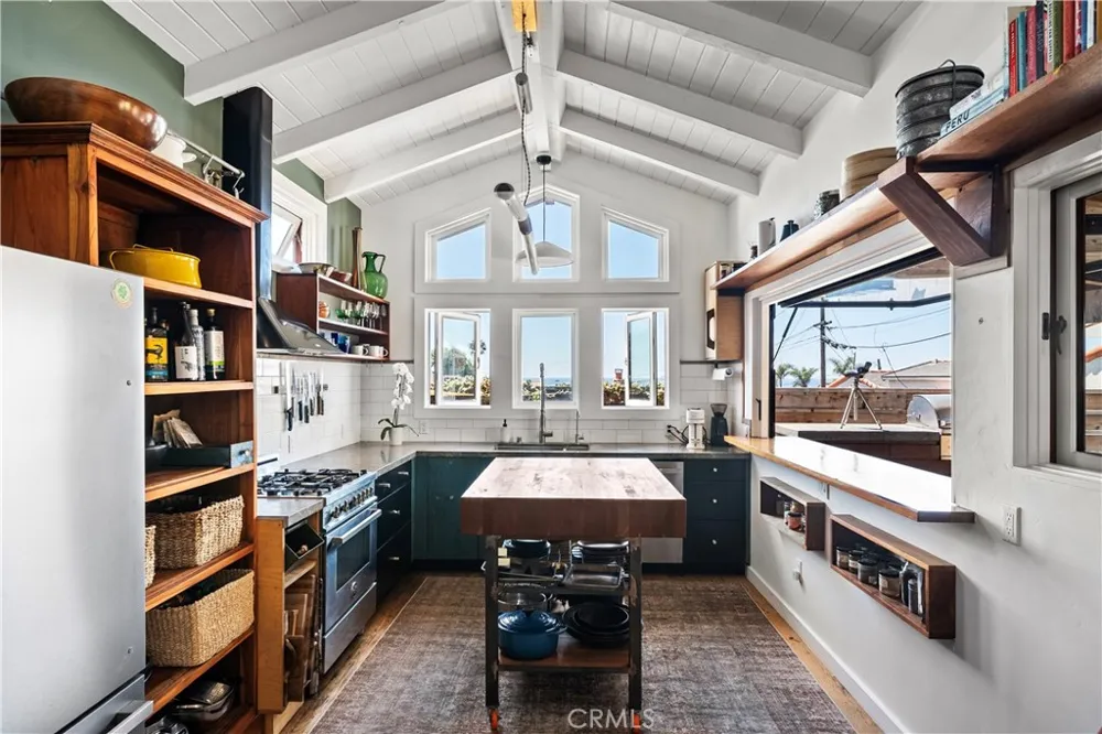 255 Center Laguna Beach, CA 92651