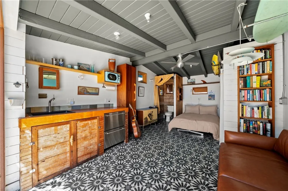 255 Center Laguna Beach, CA 92651