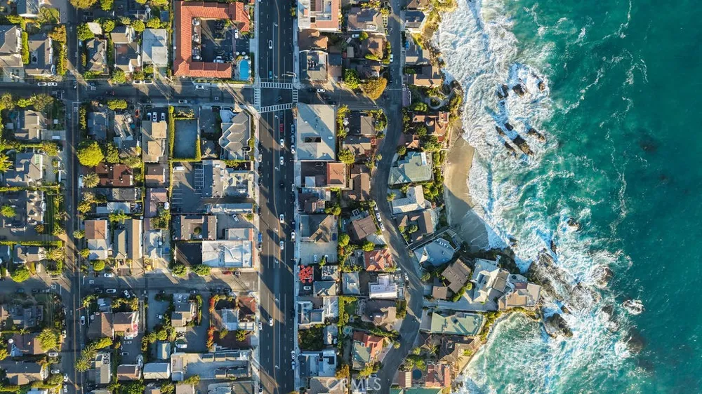 255 Center Laguna Beach, CA 92651