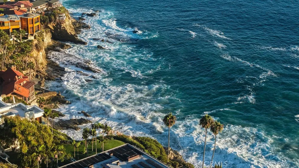 255 Center Laguna Beach, CA 92651