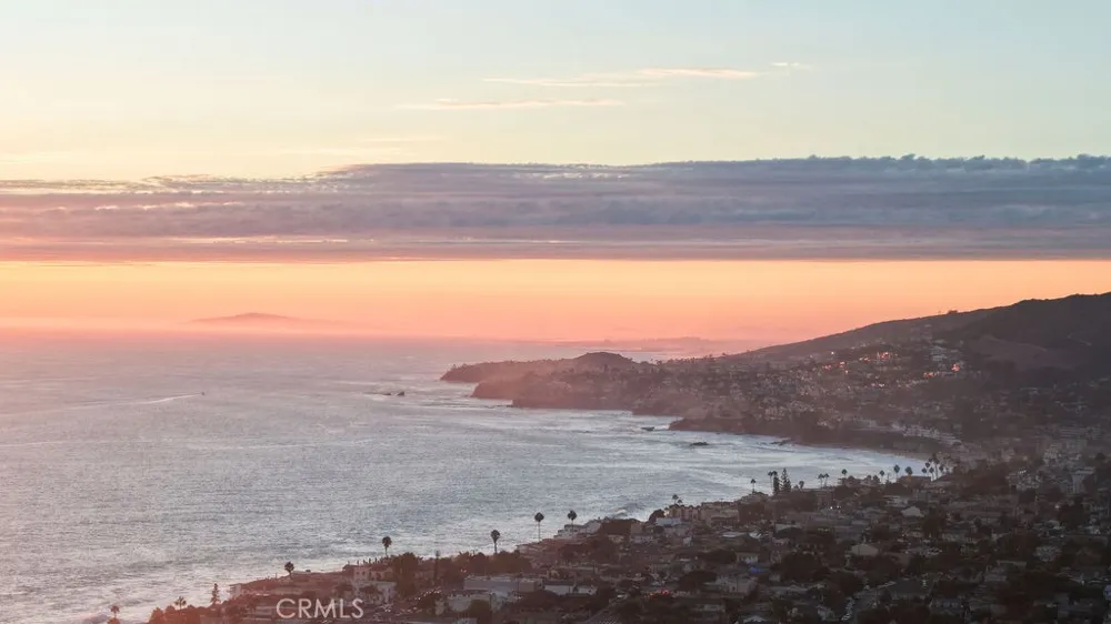 255 Center Laguna Beach, CA 92651
