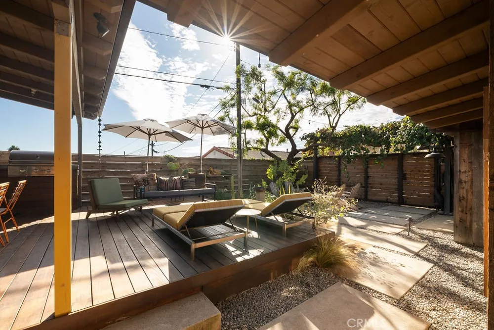 255 Center Laguna Beach, CA 92651