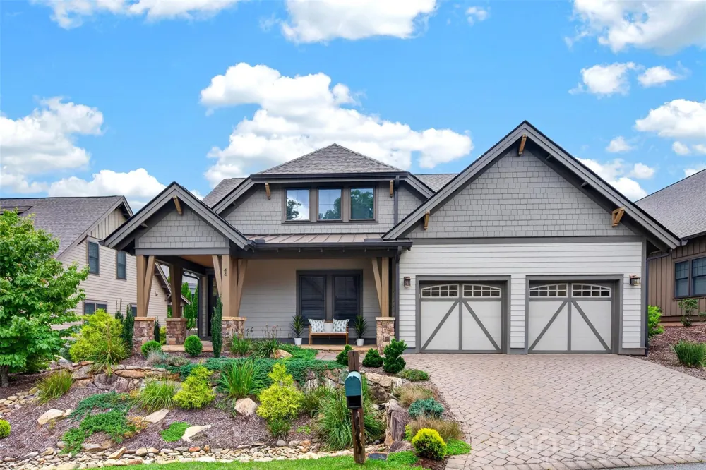 44 Stills Creek Loop Fairview, NC 28730