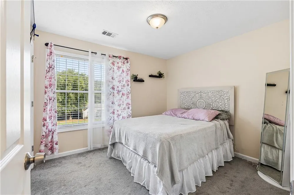 652 Thorn Brook Ridge Bethlehem, GA 30620