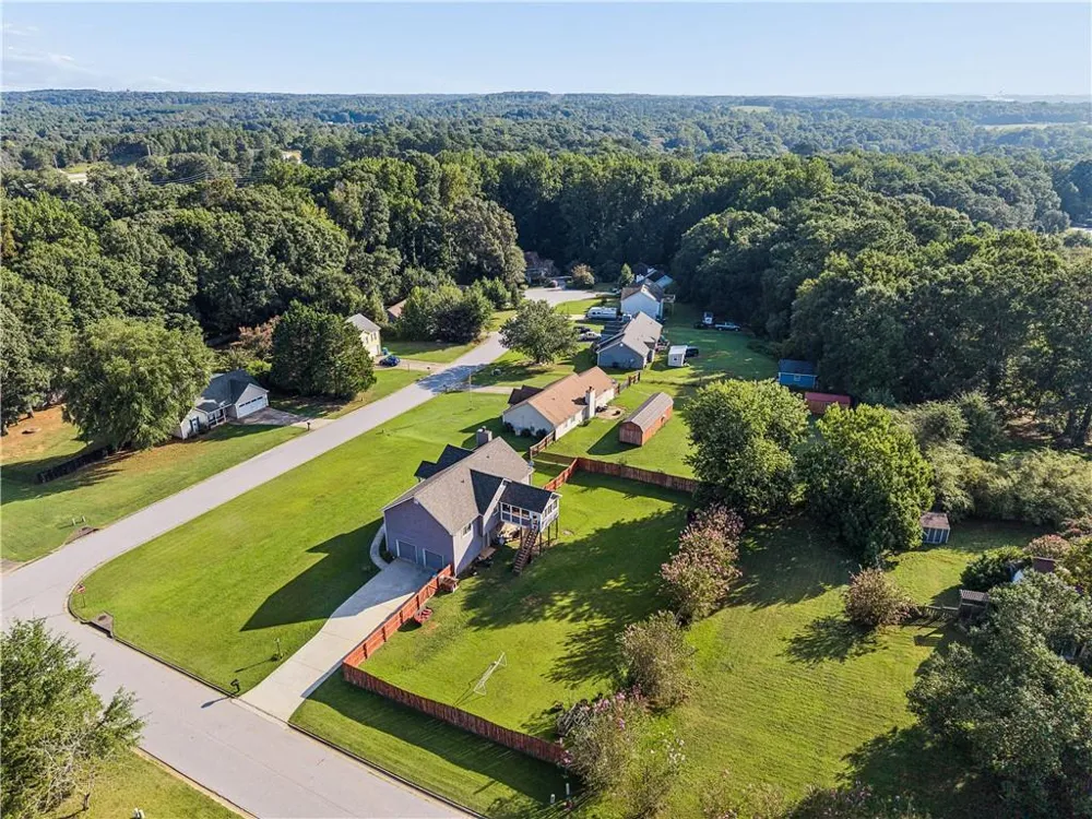652 Thorn Brook Ridge Bethlehem, GA 30620