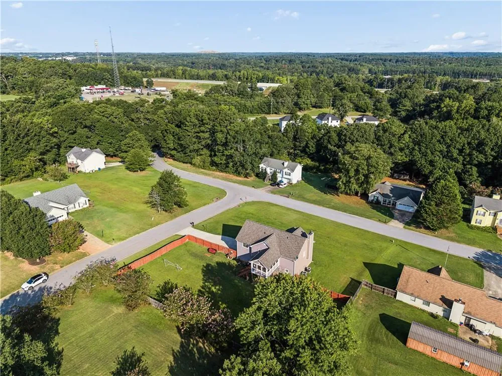 652 Thorn Brook Ridge Bethlehem, GA 30620