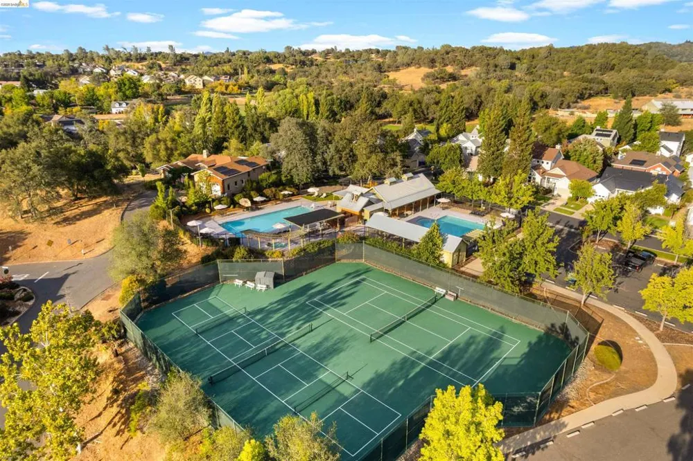 569 Spyglass Cir Angels Camp, CA 95222