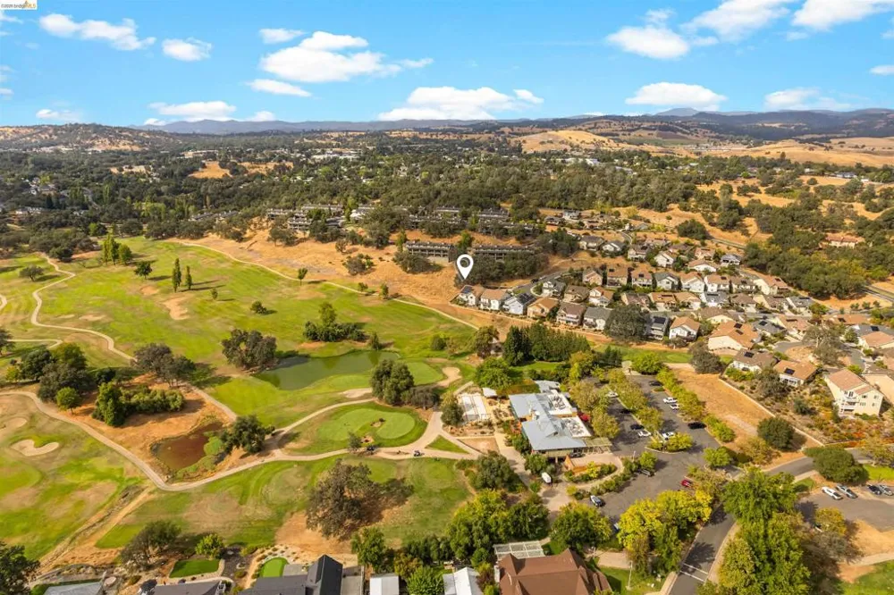 569 Spyglass Cir Angels Camp, CA 95222
