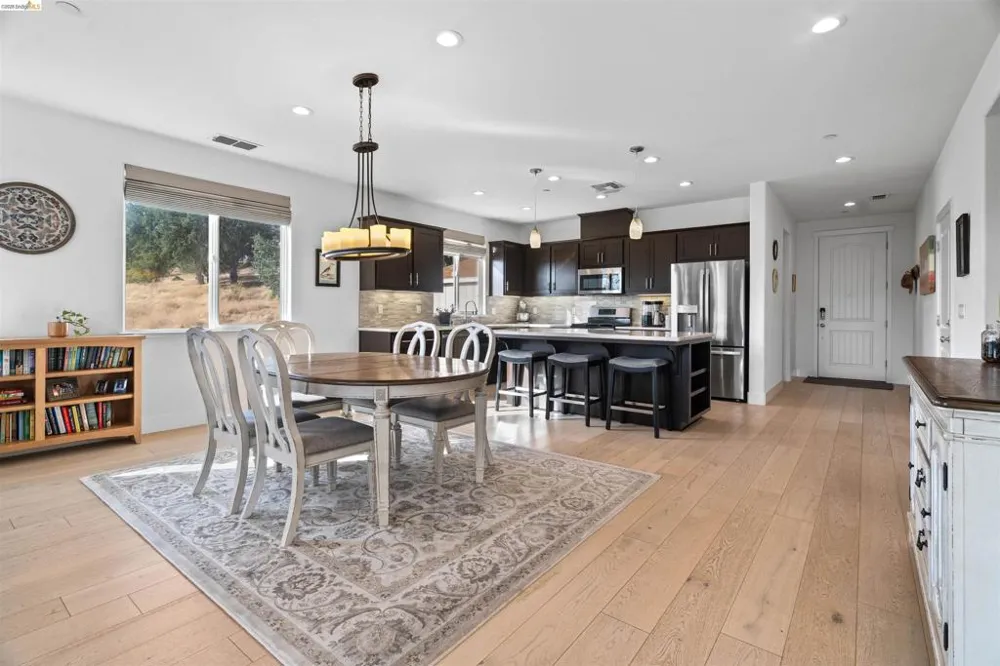 569 Spyglass Cir Angels Camp, CA 95222