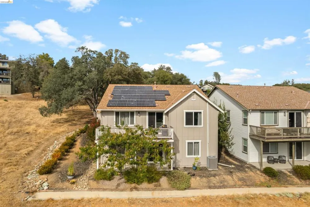 569 Spyglass Cir Angels Camp, CA 95222