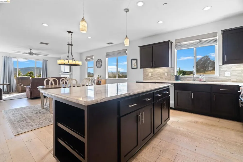 569 Spyglass Cir Angels Camp, CA 95222