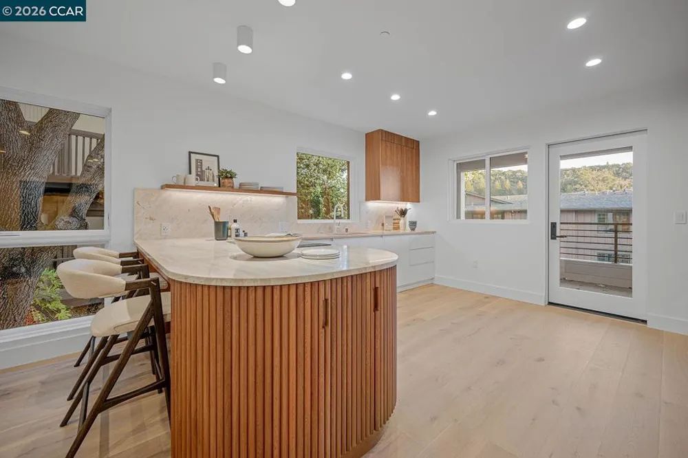 3742 Mt. Diablo Blvd #2B #WOODHAVEN 2B Lafayette, CA 94549