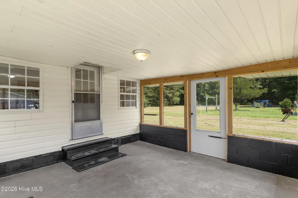 3537 S Nc 11 Highway Wallace, NC 28466