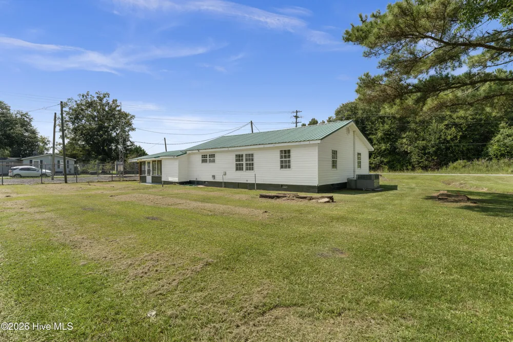 3537 S Nc 11 Highway Wallace, NC 28466