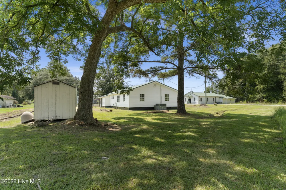 3537 S Nc 11 Highway Wallace, NC 28466