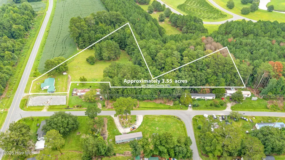 3537 S Nc 11 Highway Wallace, NC 28466