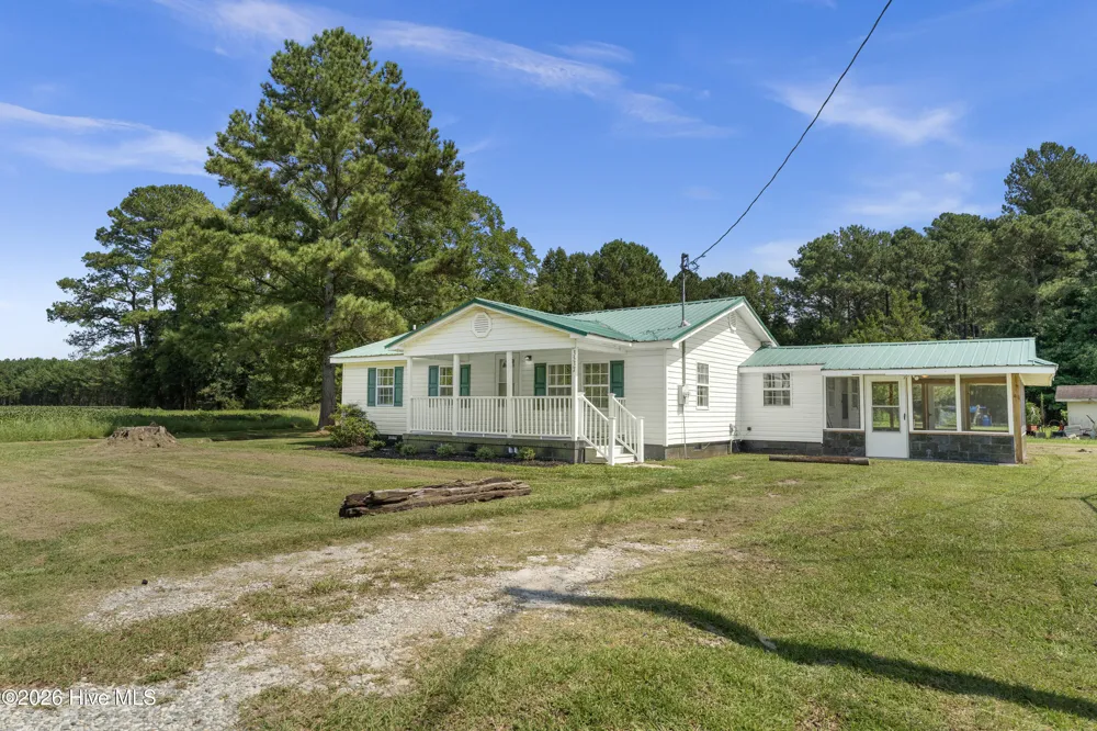 3537 S Nc 11 Highway Wallace, NC 28466