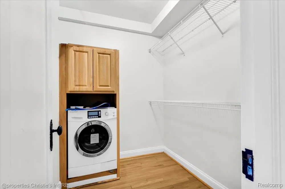 15 E Kirby Street #815 Detroit City, MI 48202