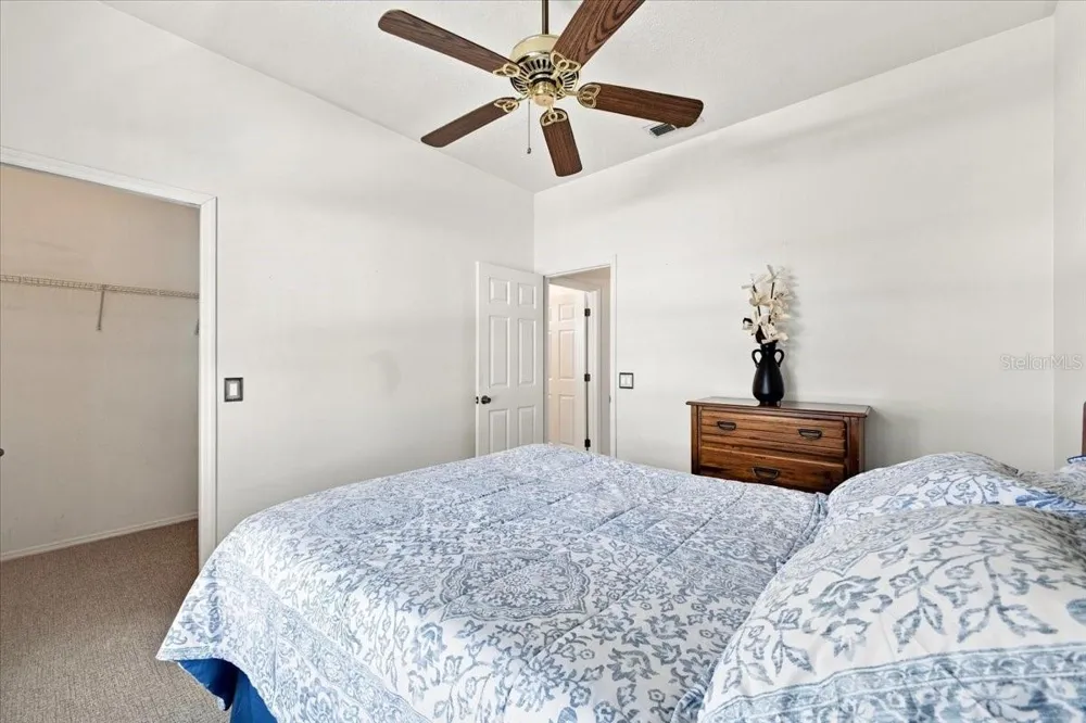4002 2ND DR NE Bradenton, FL 34208