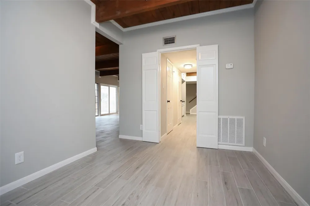 5370 Brownway Street #D33 Houston, TX 77056