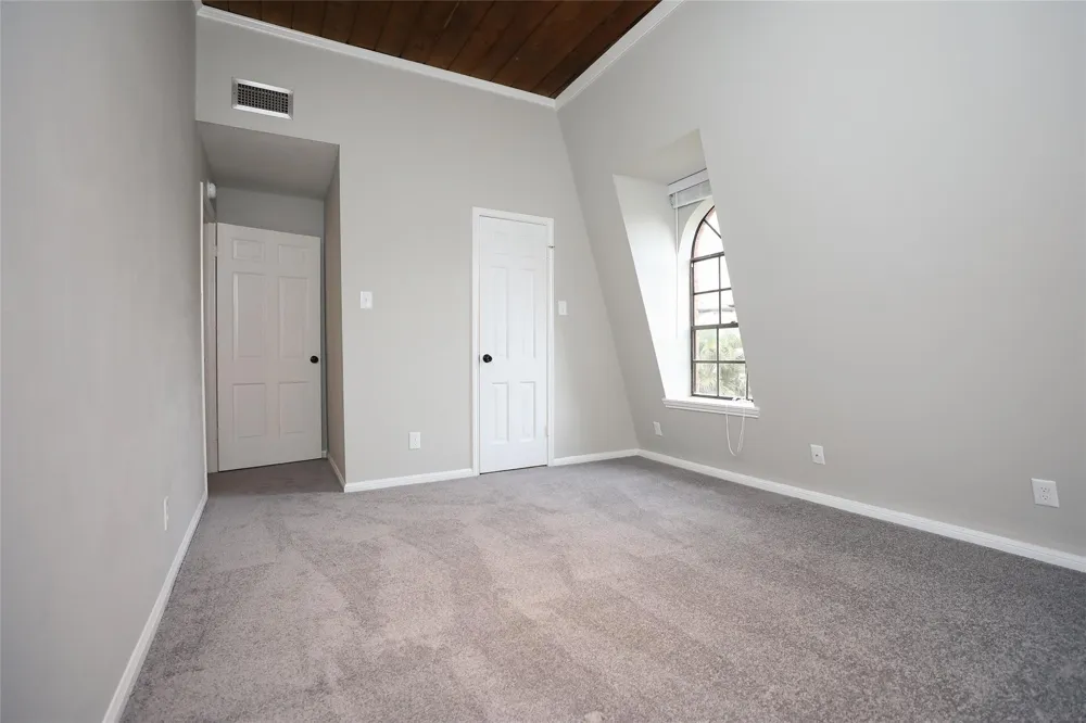 5370 Brownway Street #D33 Houston, TX 77056