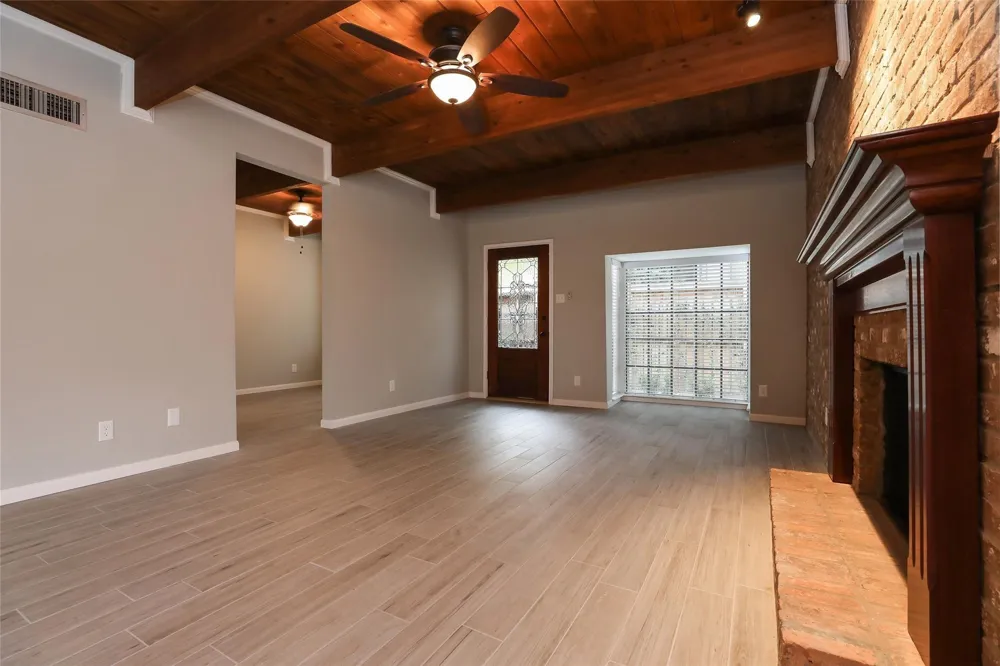 5370 Brownway Street #D33 Houston, TX 77056