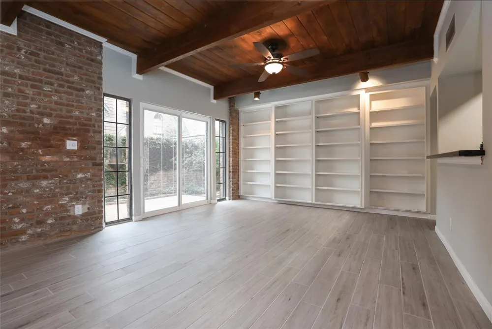 5370 Brownway Street #D33 Houston, TX 77056