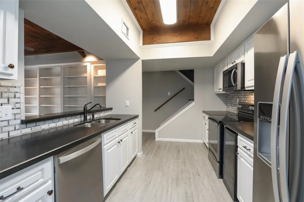5370 Brownway Street #D33 Houston, TX 77056