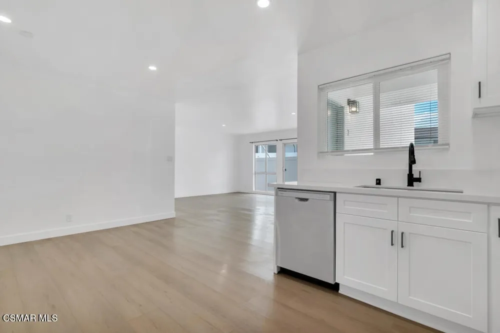 605 Warwick Avenue #629-1 Thousand Oaks, CA 91360