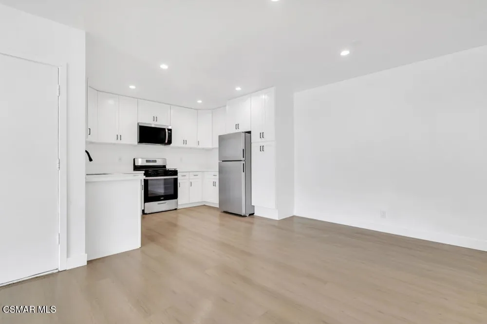 605 Warwick Avenue #629-1 Thousand Oaks, CA 91360