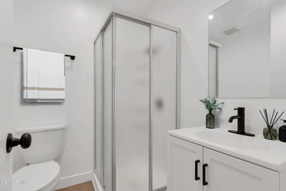605 Warwick Avenue #629-1 Thousand Oaks, CA 91360