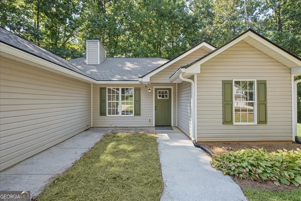 176 Chipper LN Rockmart, GA 30153