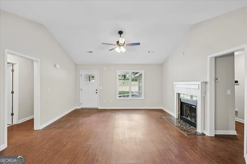 176 Chipper LN Rockmart, GA 30153