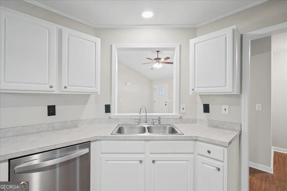 176 Chipper LN Rockmart, GA 30153