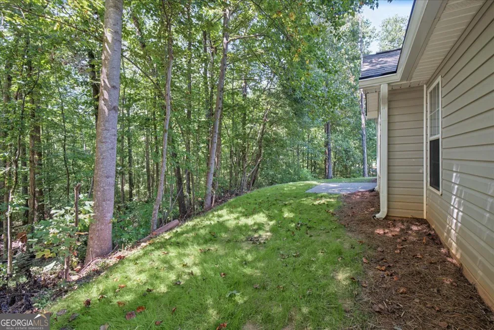 176 Chipper LN Rockmart, GA 30153