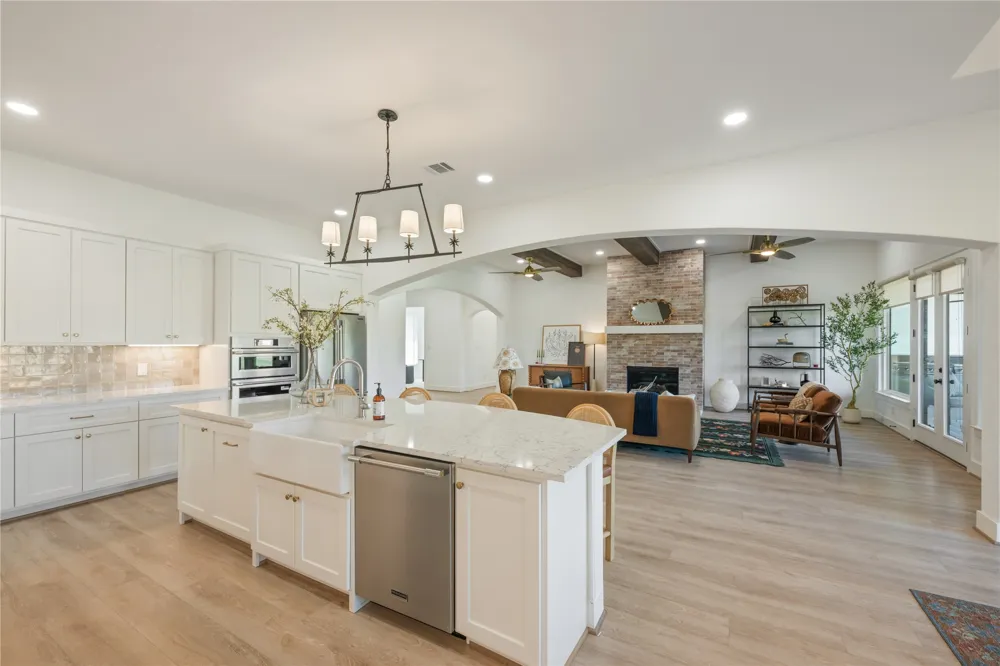 131 Hydrangea Drive Smithville, TX 78957