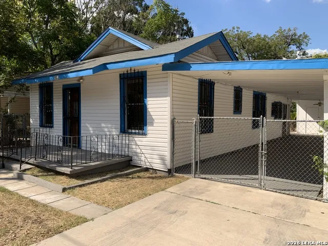 903 RECIO ST San Antonio, TX 78225