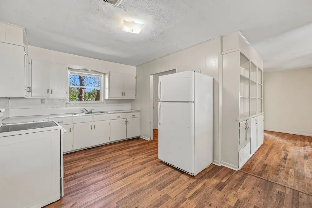 945 W Park Street Stephenville, TX 76401