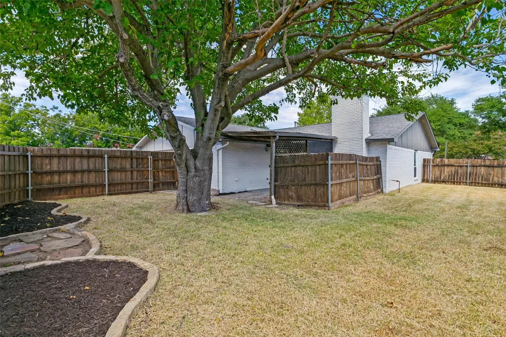 713 Timberdale Street Grand Prairie, TX 75052