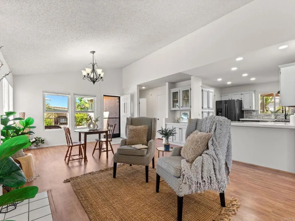 2010 W San Marcos Blvd #21 San Marcos, CA 92078