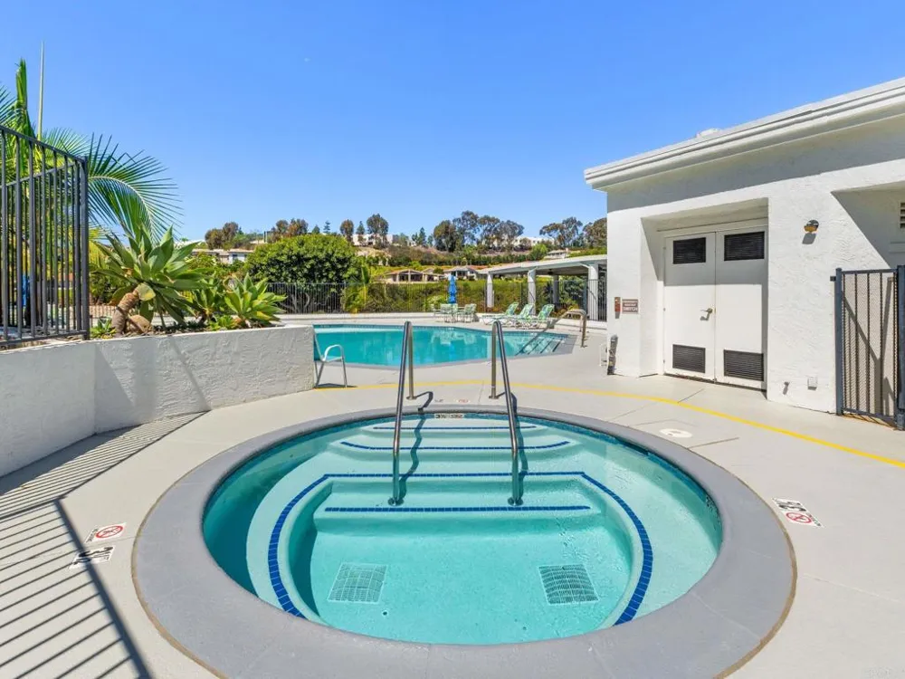 2010 W San Marcos Blvd #21 San Marcos, CA 92078