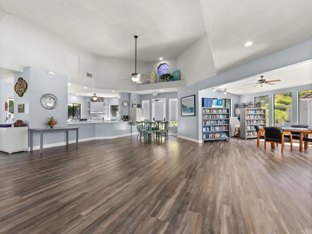 2010 W San Marcos Blvd #21 San Marcos, CA 92078