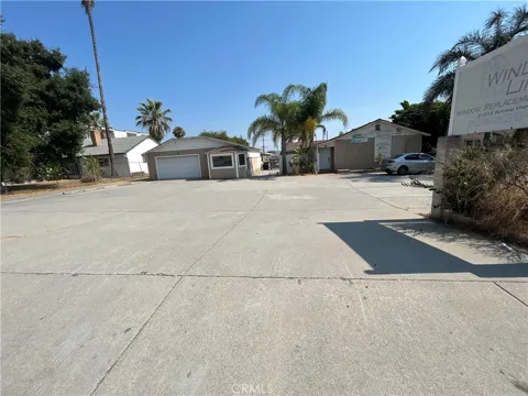 21312 E Arrow
