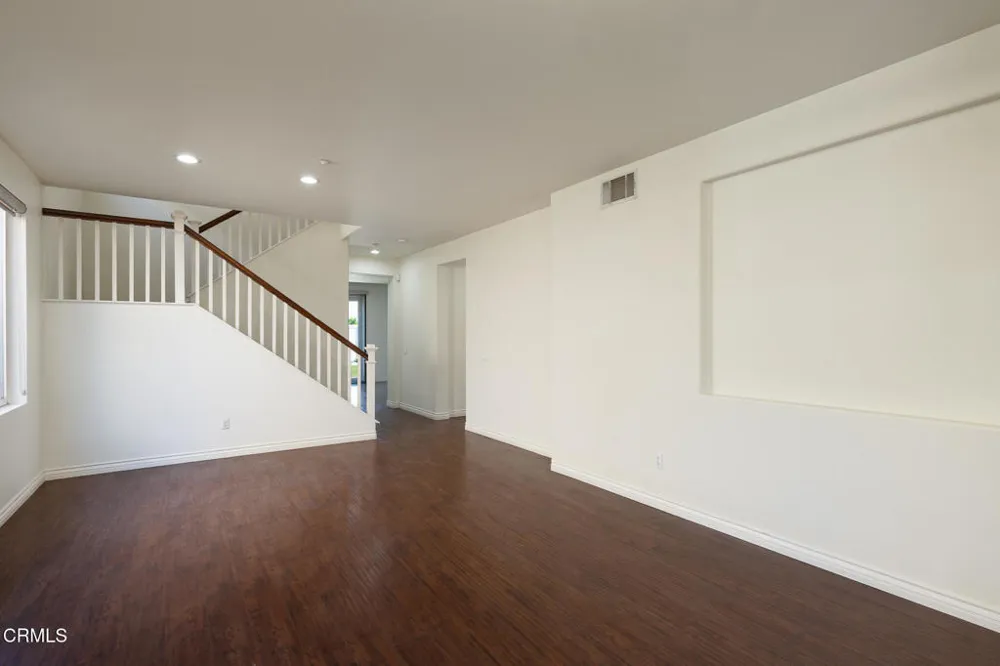 778 Entrada Drive Oxnard, CA 93030