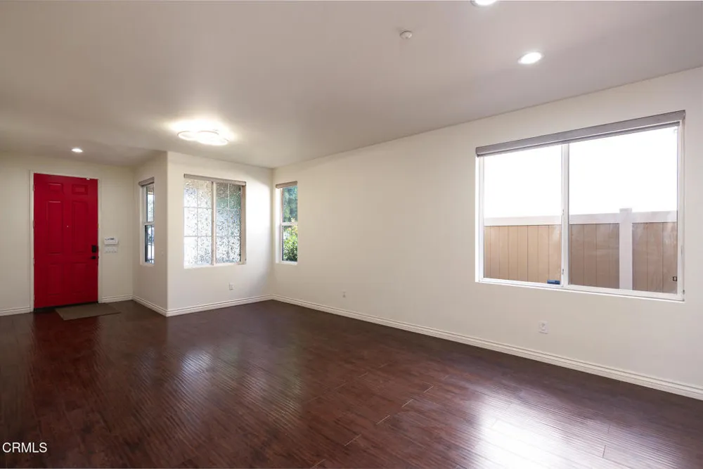 778 Entrada Drive Oxnard, CA 93030
